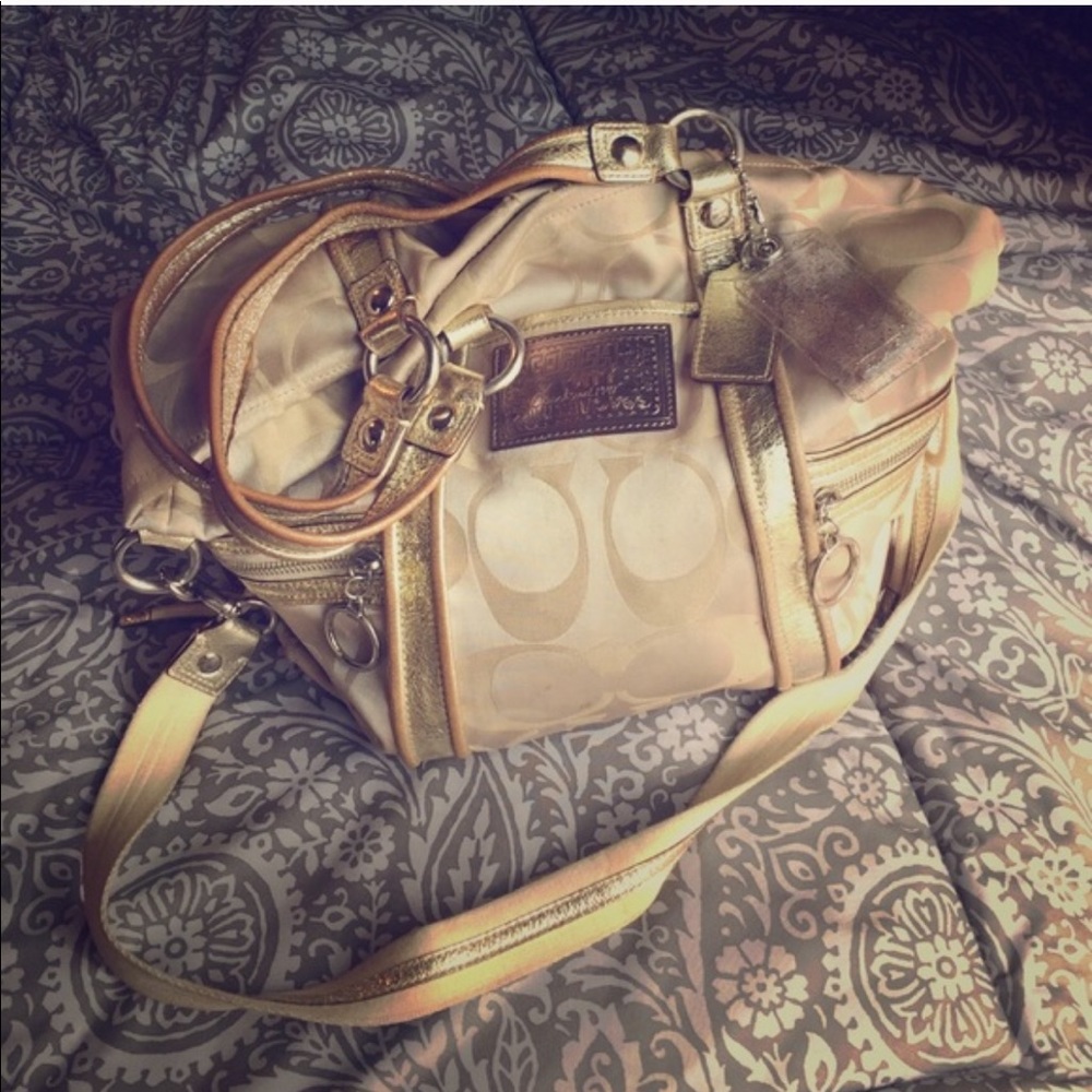 Cream Tan Gold Coach Logo Purse Leather Straps